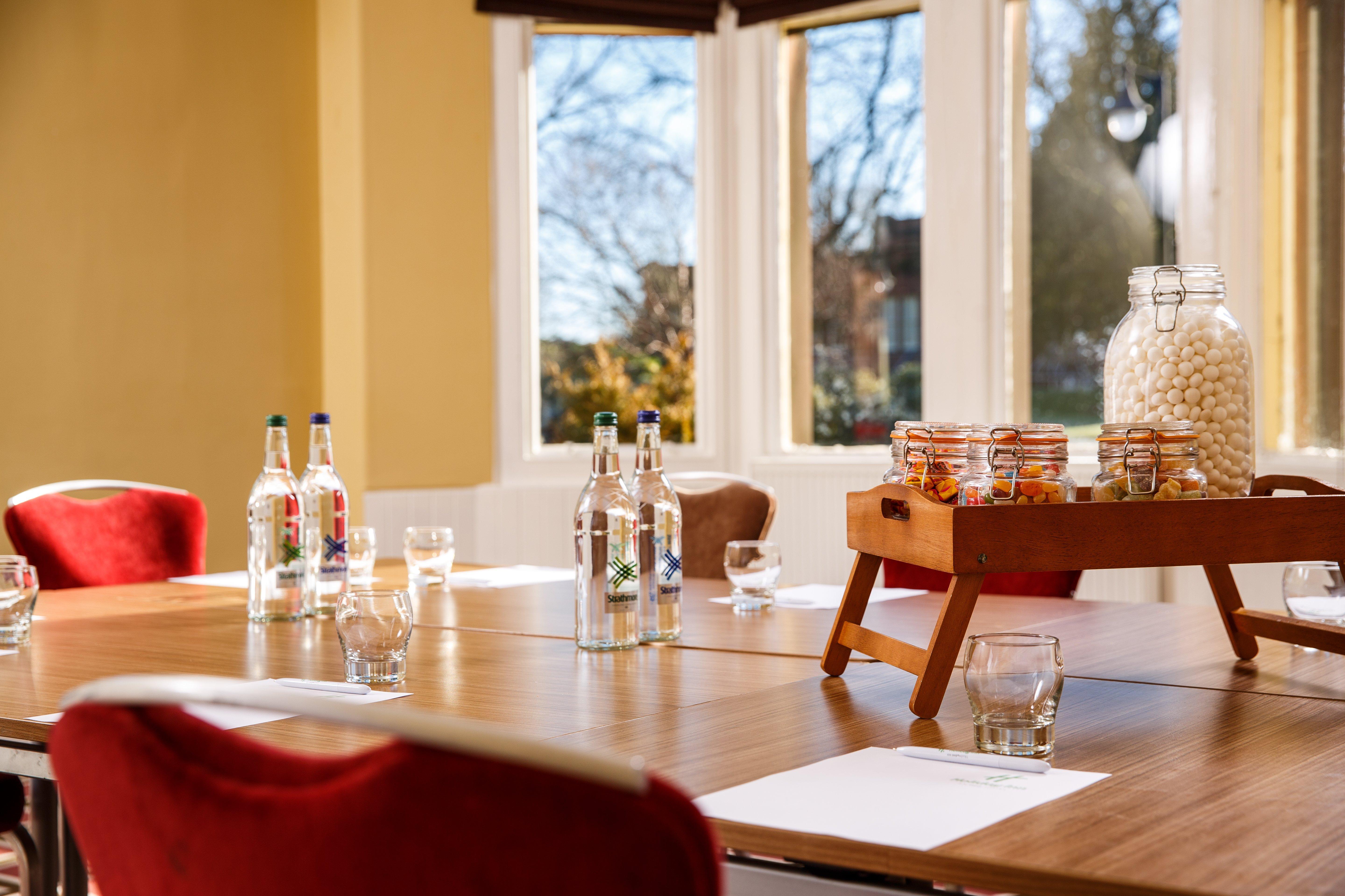 Holiday Inn Dumfries By Ihg Eksteriør bilde