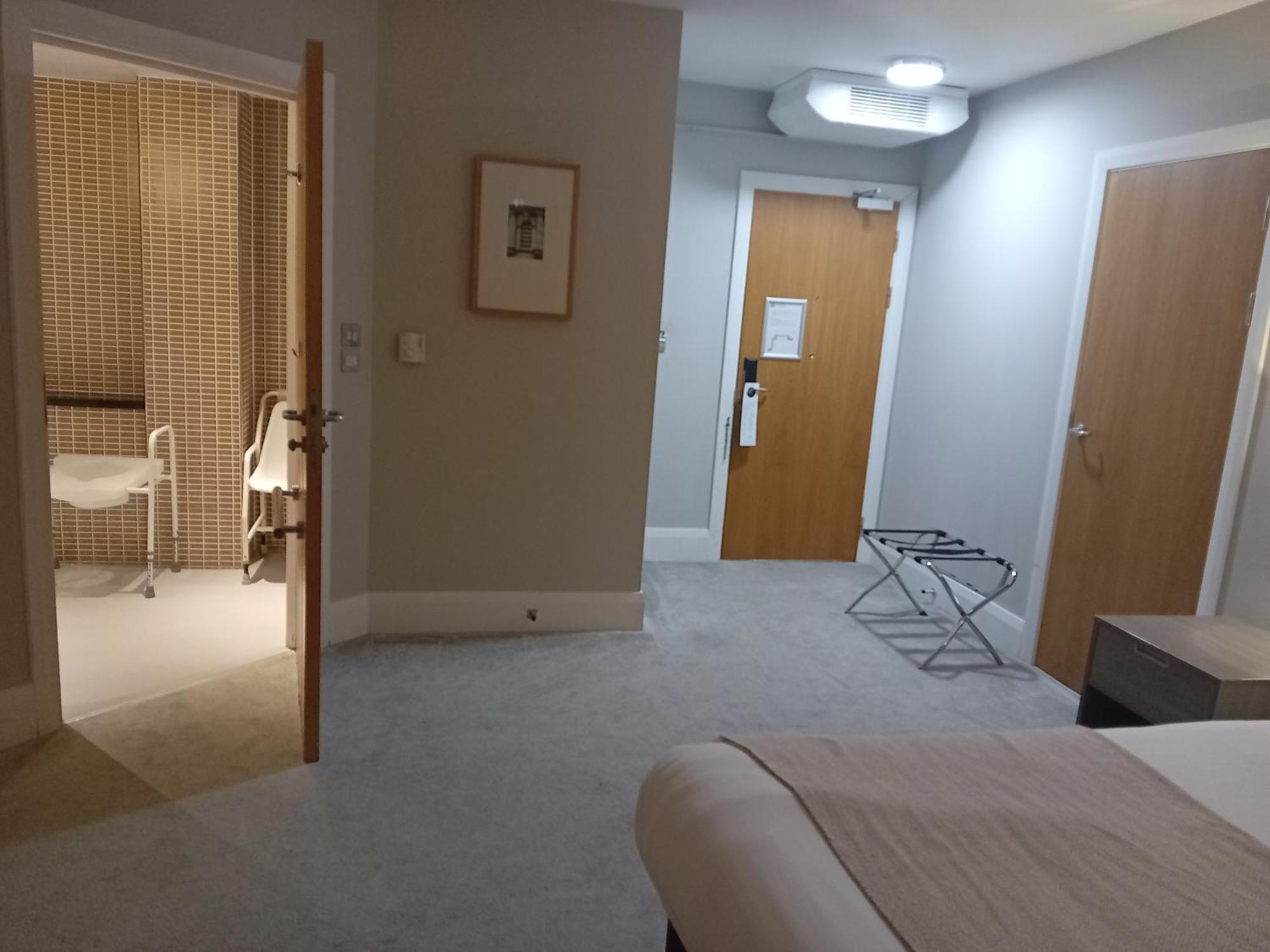 Holiday Inn Dumfries By Ihg Eksteriør bilde