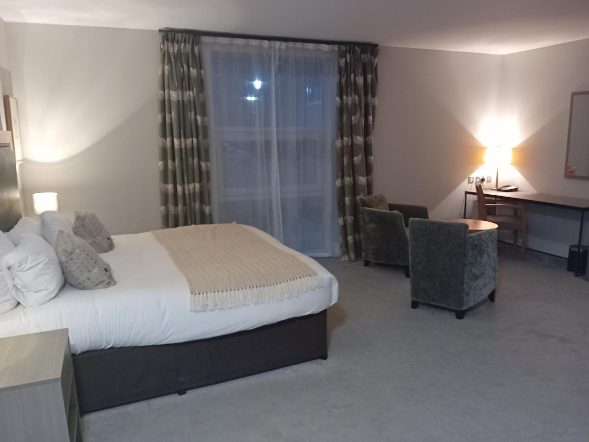 Holiday Inn Dumfries By Ihg Eksteriør bilde