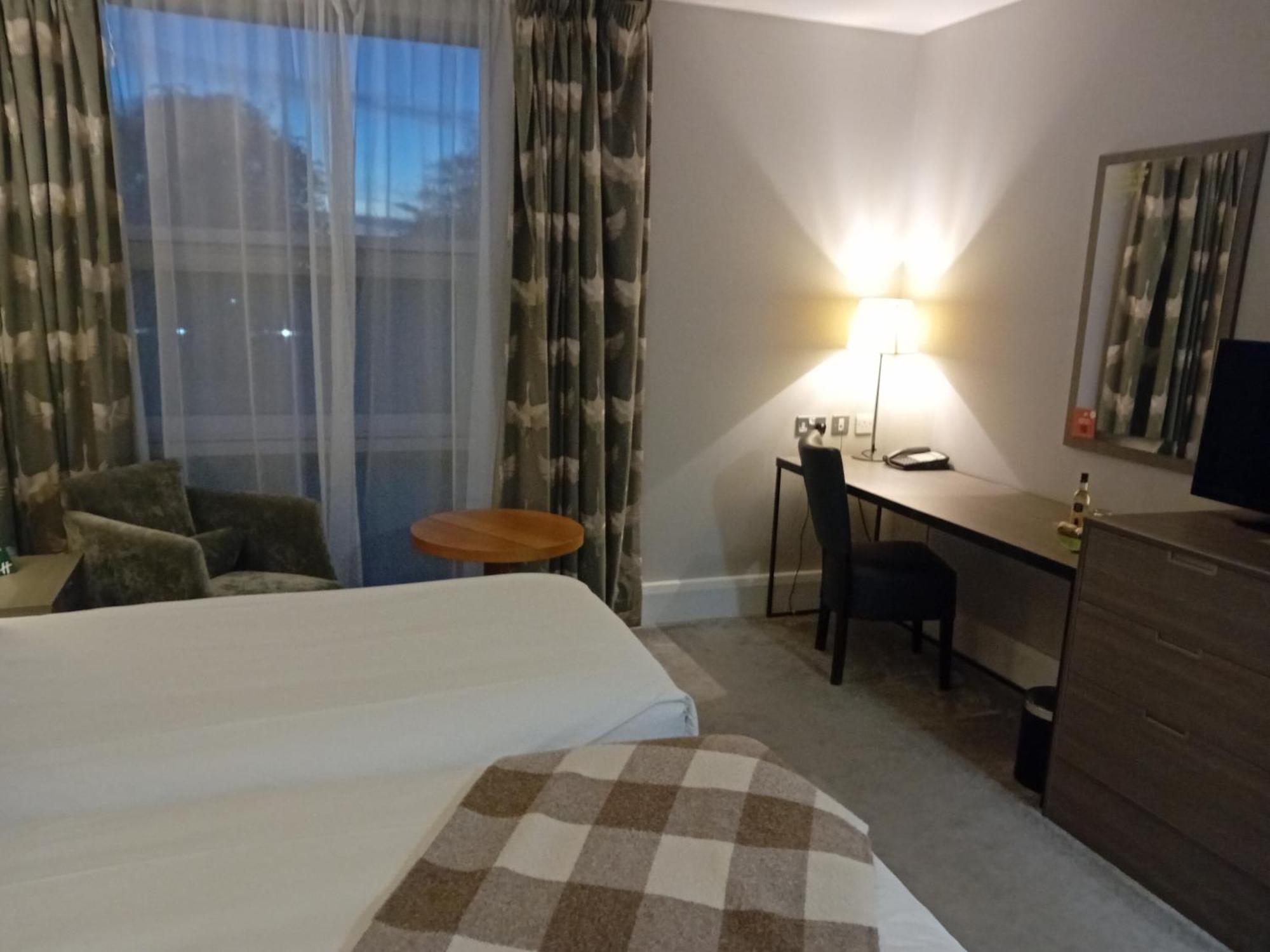 Holiday Inn Dumfries By Ihg Eksteriør bilde