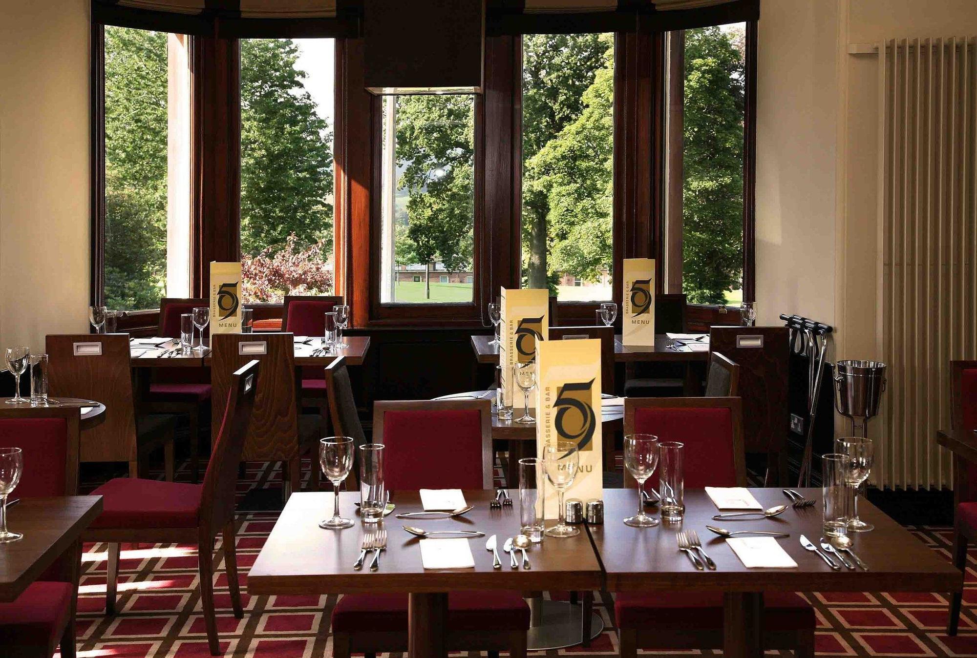 Holiday Inn Dumfries By Ihg Eksteriør bilde